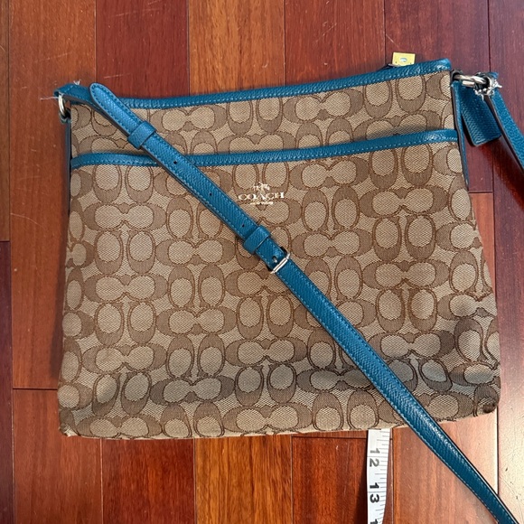 Coach Handbags - Coach Tan and Blue Crossbody Bag Beautiful Condition